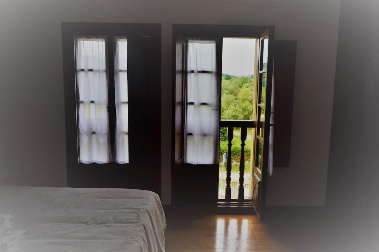 La Casina Del Carril Villa Colunga Kültér fotó